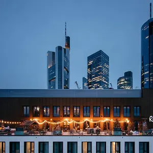 **** Hotel Ruby Louise Frankfurt Germany
